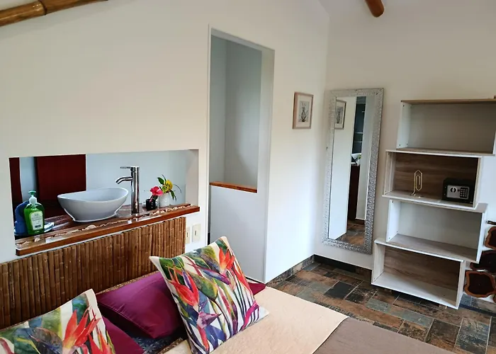Baliyana Bed & Breakfast 4*